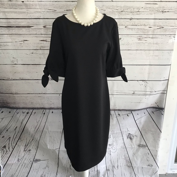 RONNI NICOLE dress - Picture 1 of 8